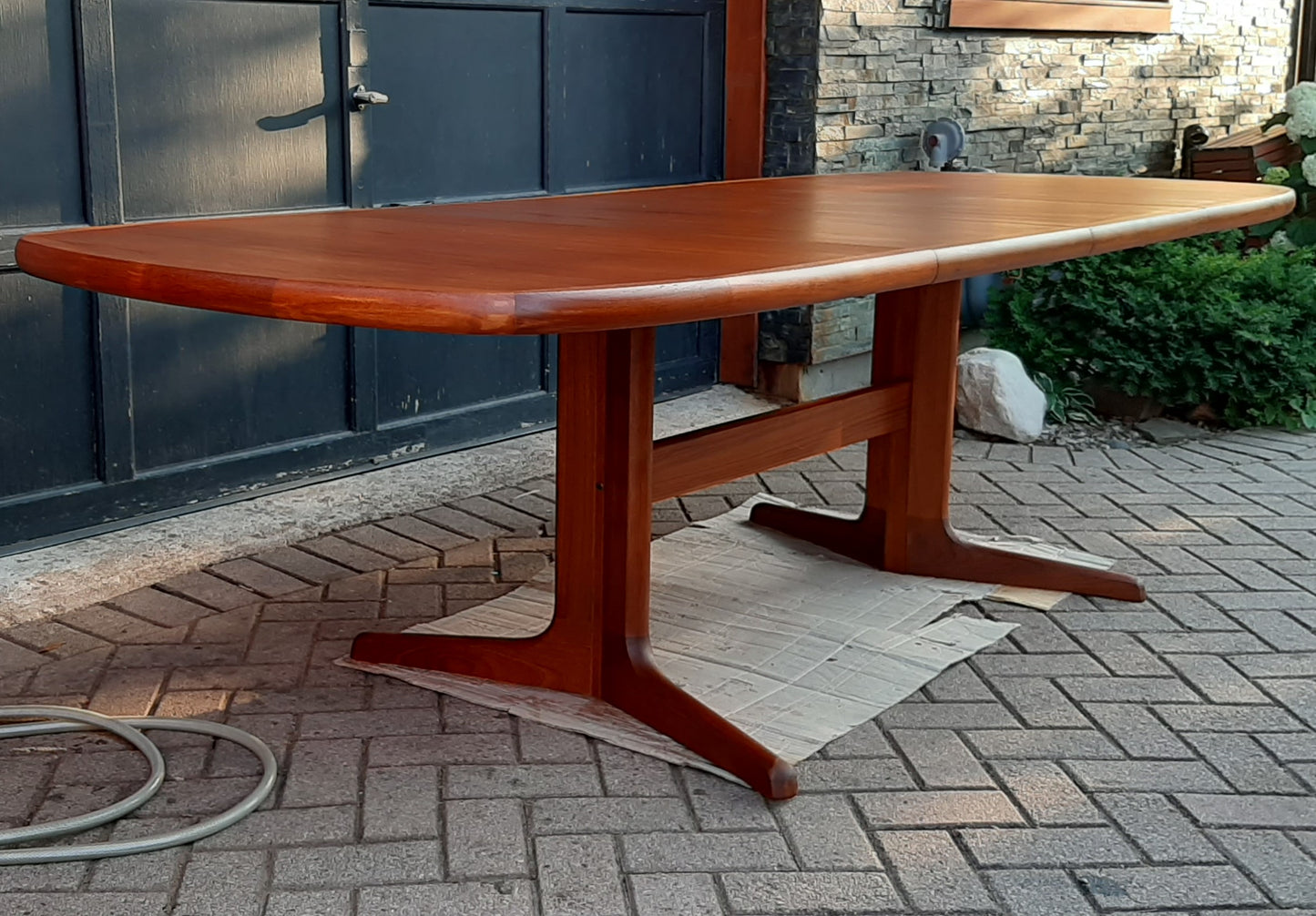 REFINISHED MCM Teak Dining Table w 2 Leaves, large, PERFECT, 63"-100"