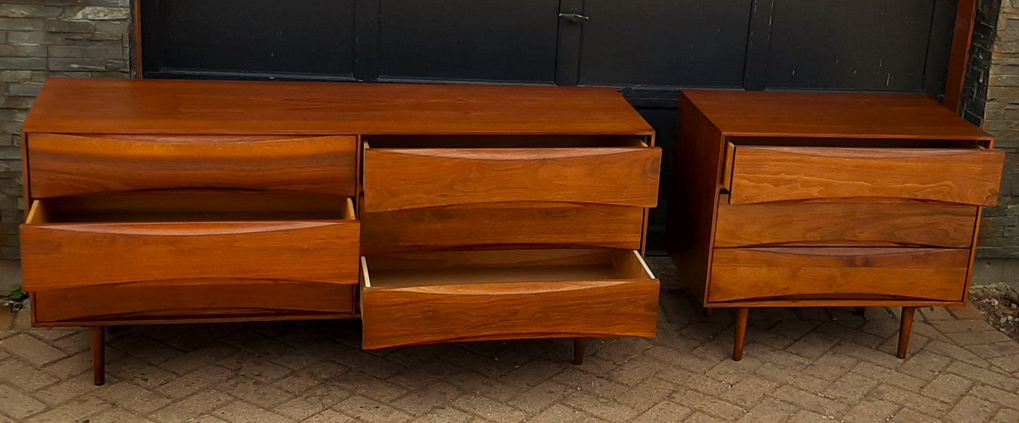 REFINISHED Mid Century Modern Walnut & Cane Bed King, 2 Dressers, 2 Nightstands