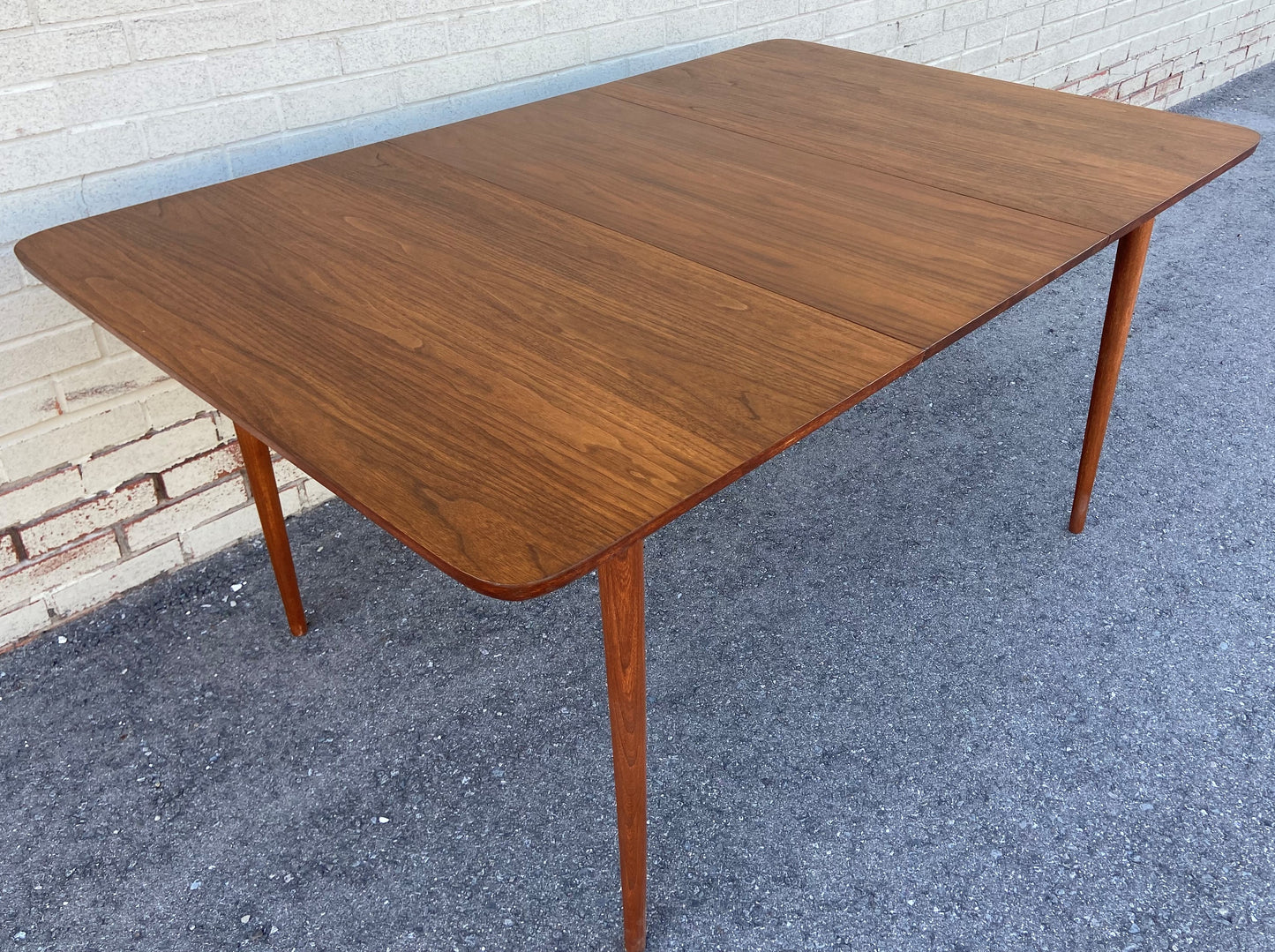 REFINISHED Mid Century Modern Walnut Table w 3 Leaves by Honderich 46" -98"