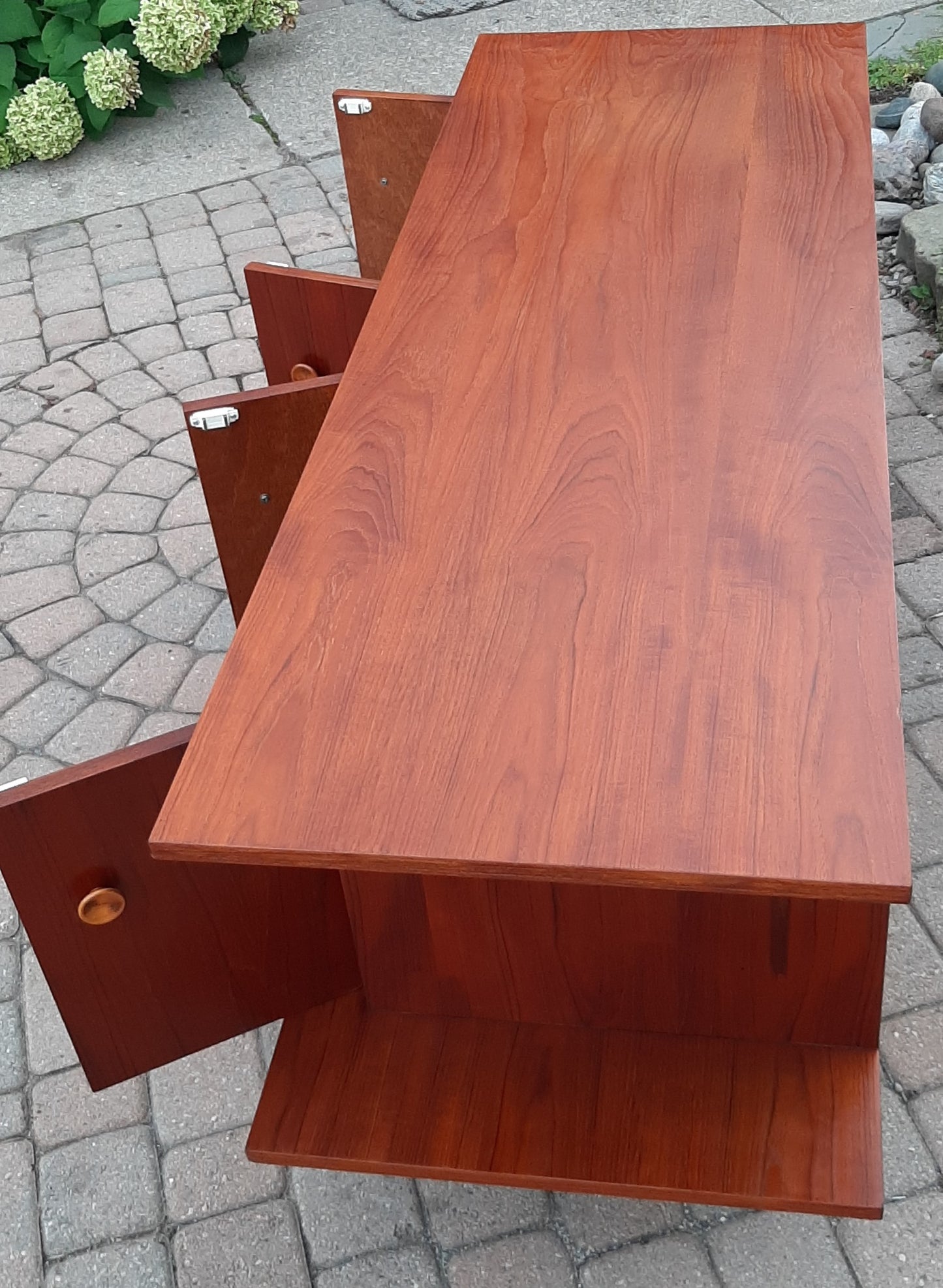 REFINISHED MCM Teak TV Media Entertainment Console, 5 ft, PERFECT - Mid Century Modern Toronto
