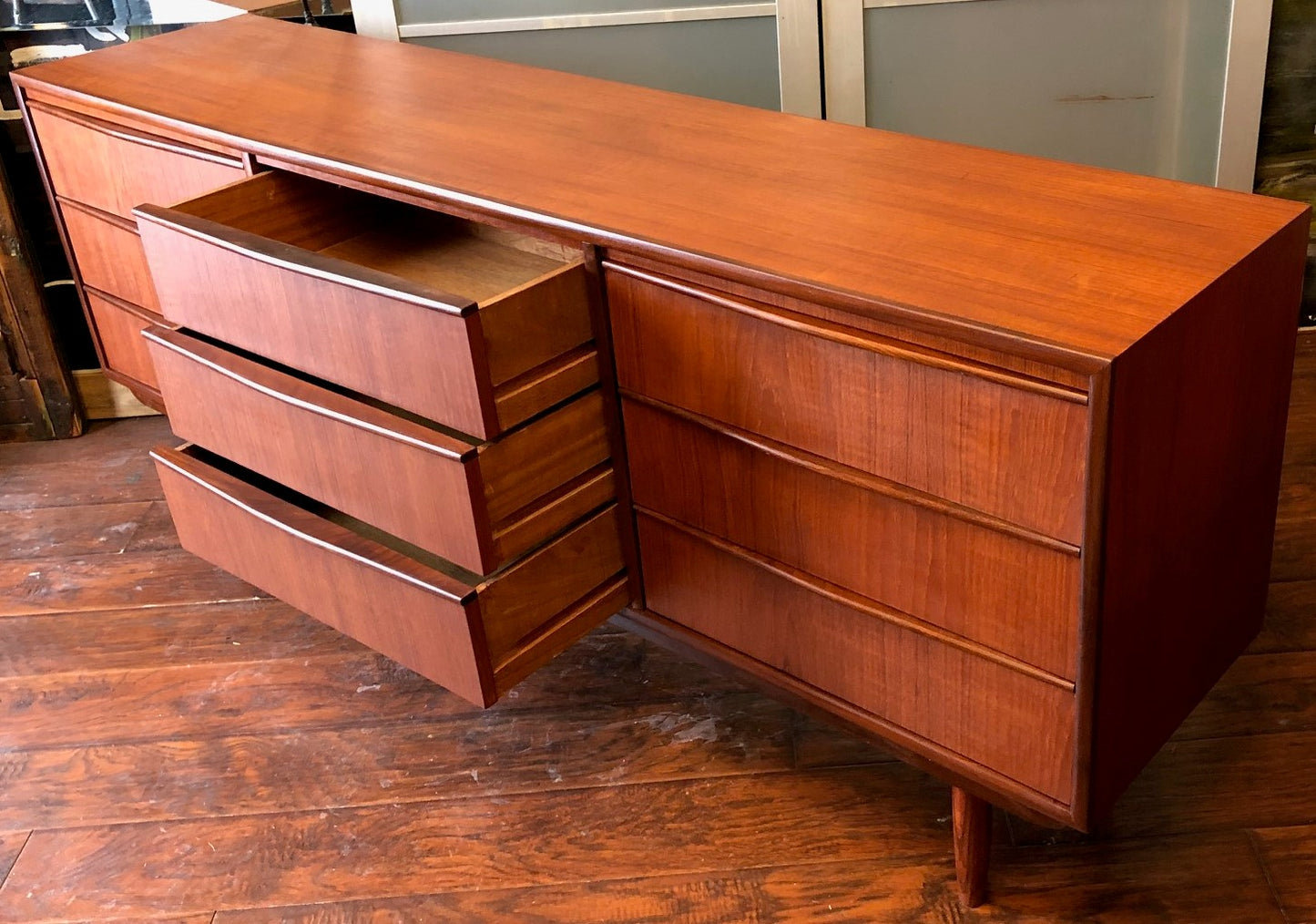 REFINISHED Mid-Century Modern Teak 9 drawers dresser 6ft PERFECT, tallboy coming - Mid Century Modern Toronto
