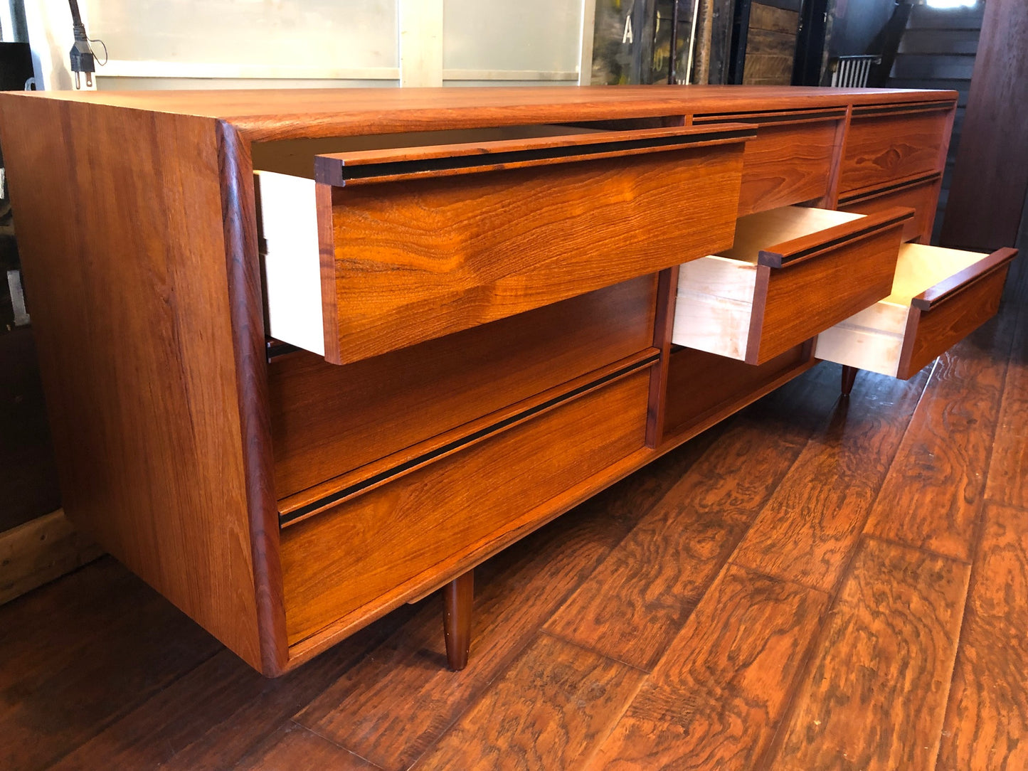 REFINISHED MCM Teak 9 drawers Dresser low profile 74.5", PERFECT - Mid Century Modern Toronto