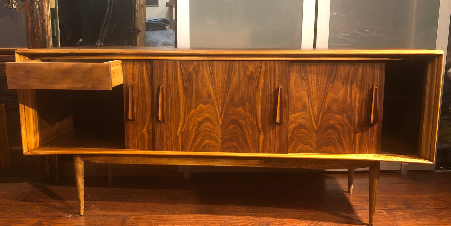 REFINISHED Walnut MCM Credenza by Deilcraft 68" PERFECT - Mid Century Modern Toronto