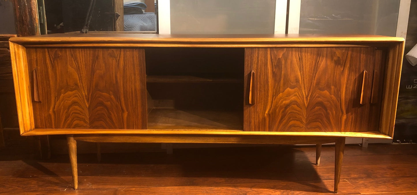 REFINISHED Walnut MCM Credenza by Deilcraft 68" PERFECT - Mid Century Modern Toronto