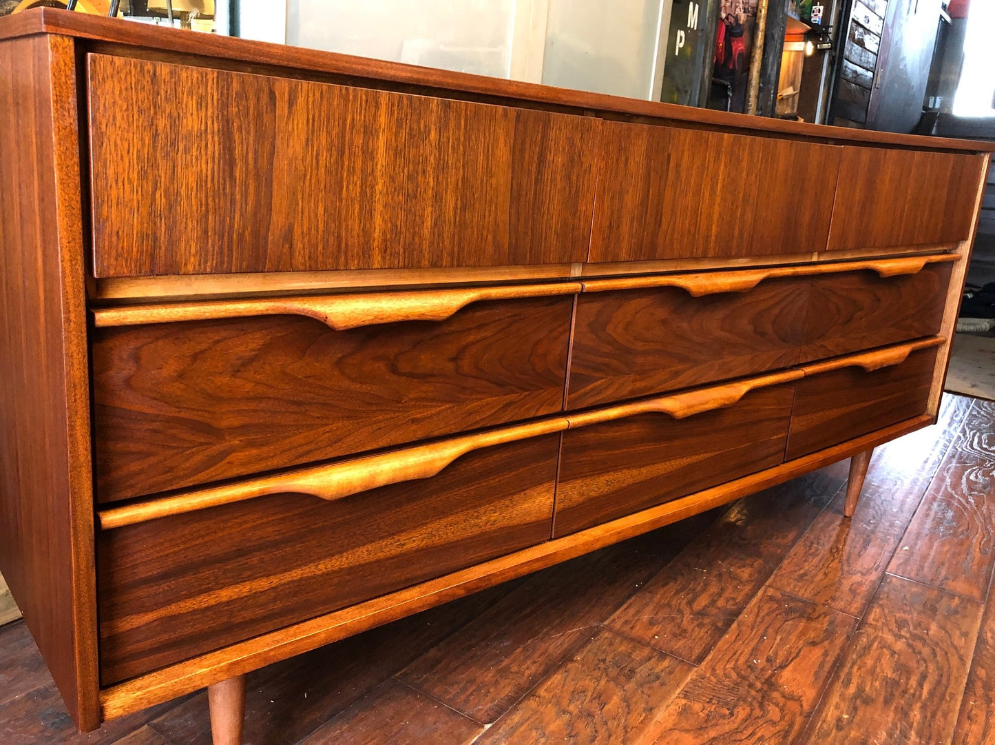 REFINISHED MCM Walnut Dresser 9 Drawers compact 65.5” Vic Art, perfect - Mid Century Modern Toronto