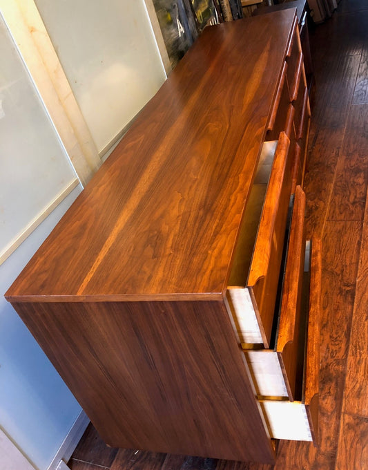 REFINISHED MCM Walnut Dresser 9 Drawers 6 ft, perfect - Mid Century Modern Toronto