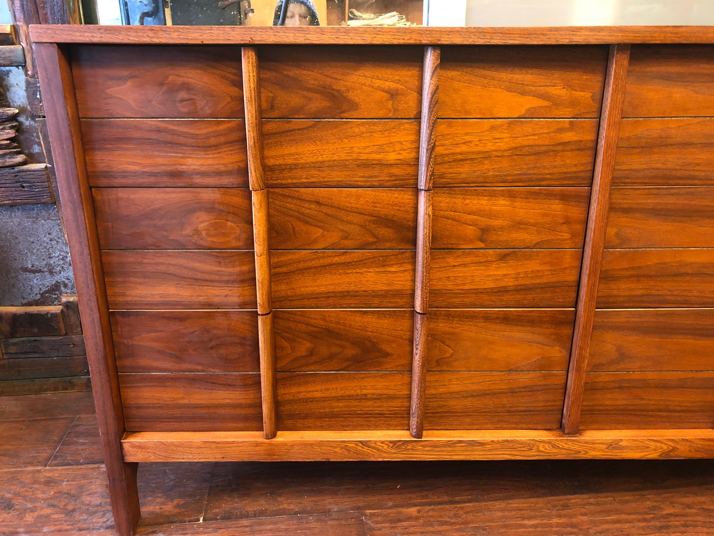 REFINISHED MCM Walnut Dresser 9 Drawers by Deilcraft 80” Perfect - Mid Century Modern Toronto