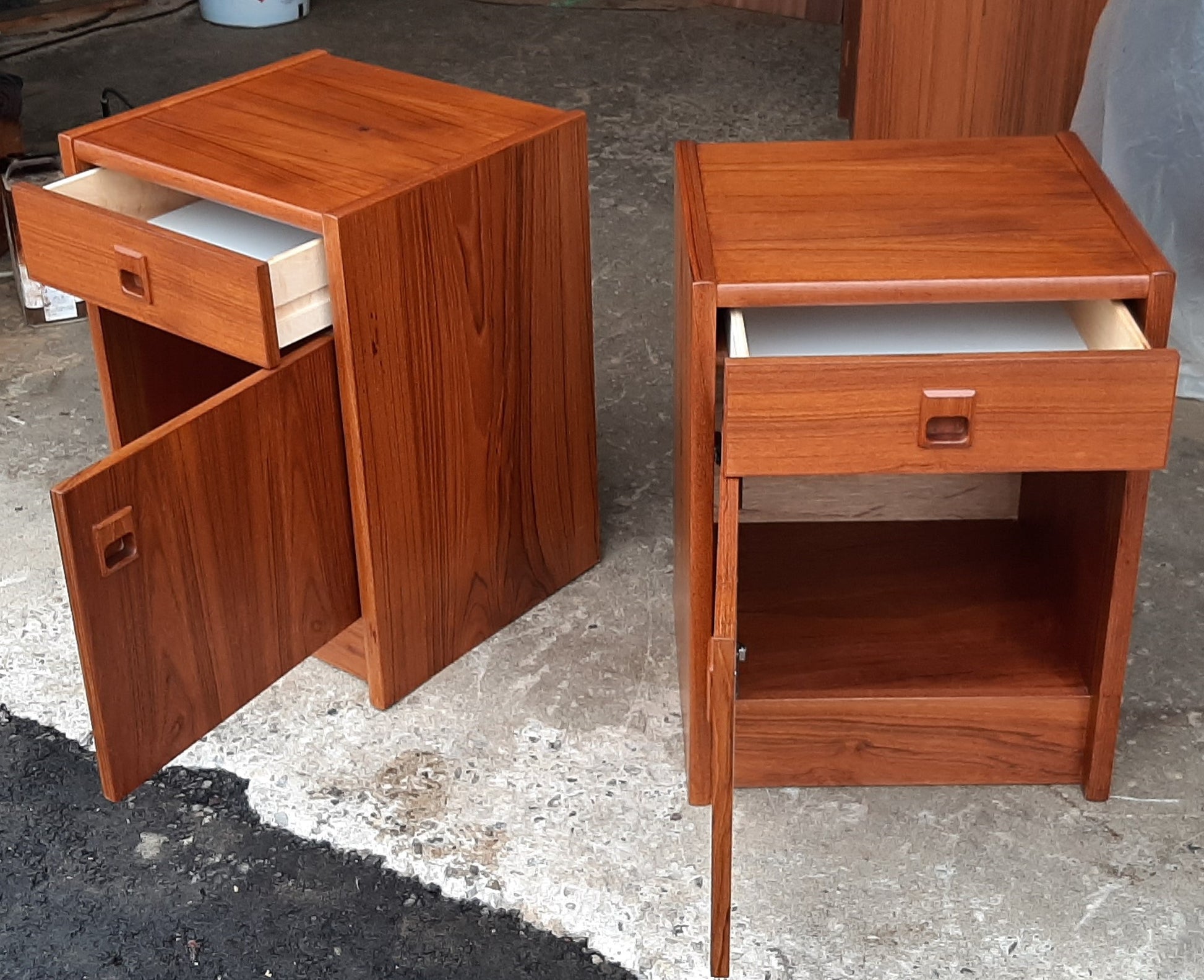 REFINISHED MCM Teak Dresser 8 Drawers, Wardrobe , 2 Nigh Stands, Queen Bed w Bookcase Headboard, PERFECT - Mid Century Modern Toronto