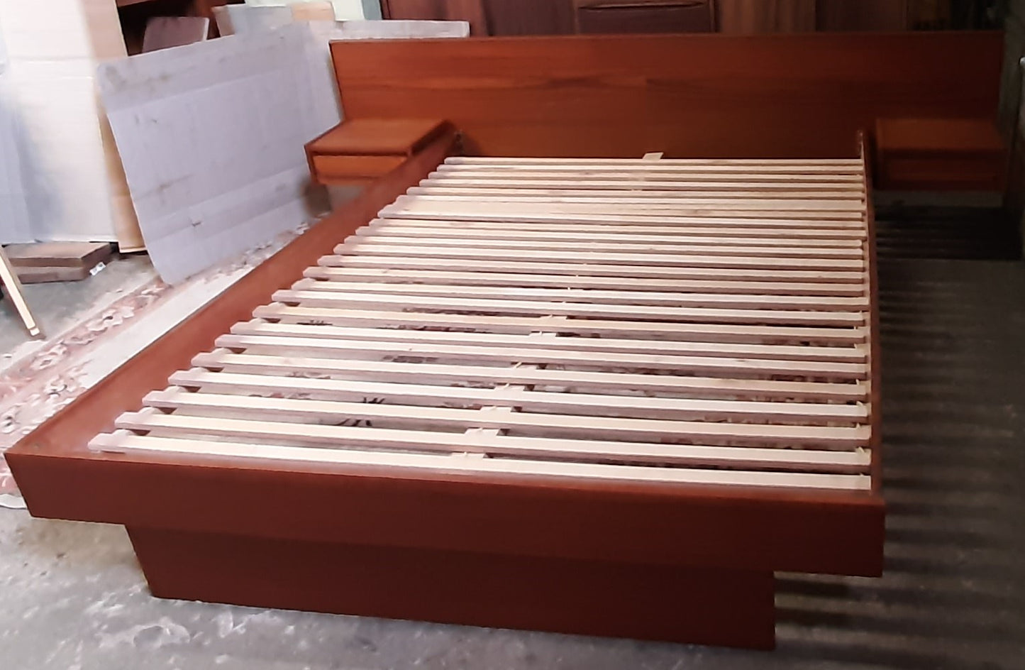 REFINISHED MCM Teak Platform Bed w floating nightstands Queen, PERFECT - Mid Century Modern Toronto