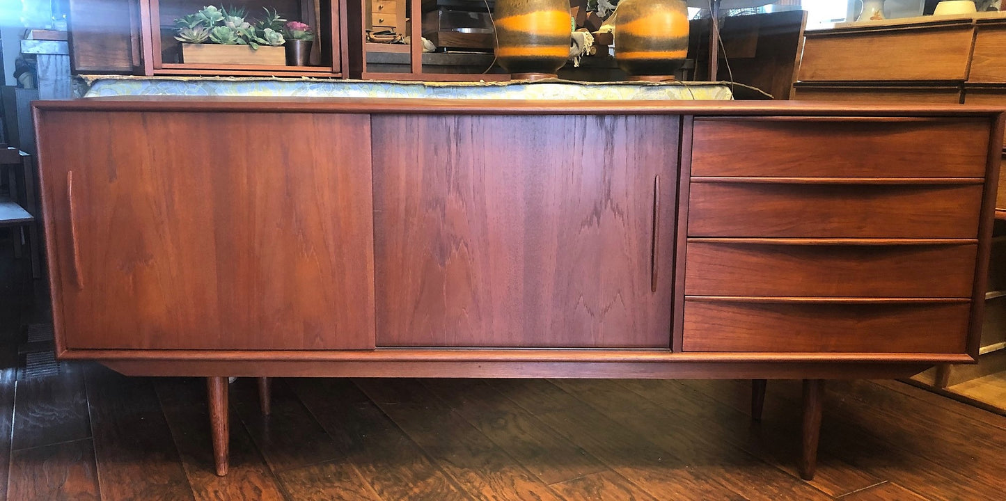 REFINISHED MCM Teak Sideboard TV Media Console 6ft perfect - Mid Century Modern Toronto