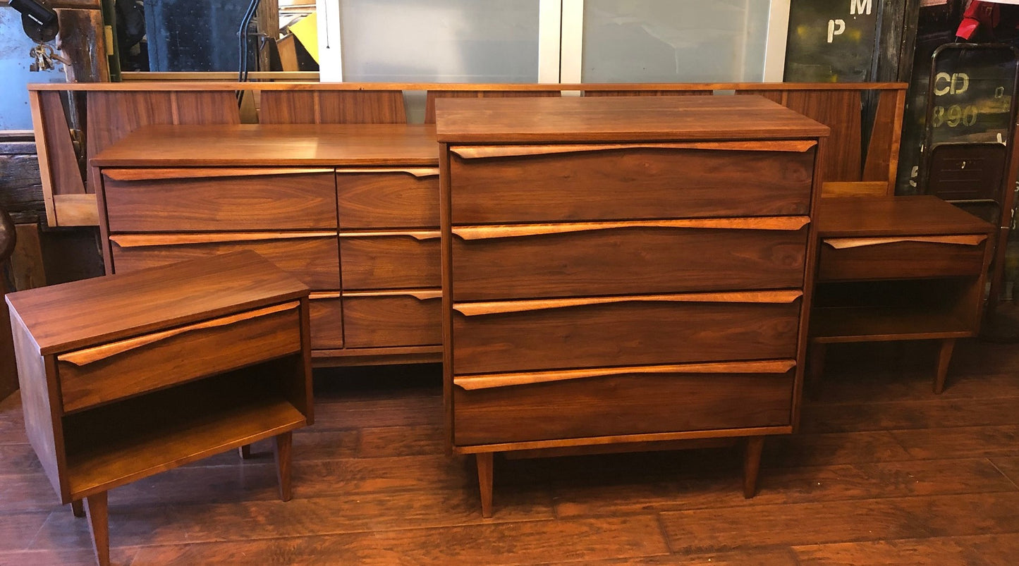 REFINISHED MCM Walnut long dresser, tallboy, 2 night stands & Queen/King headboard PERFECT - Mid Century Modern Toronto