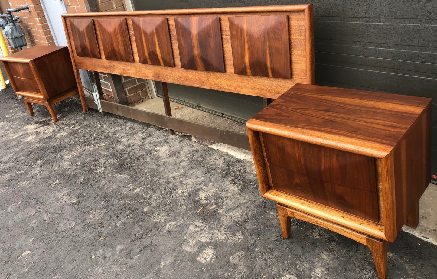 REFINISHED MCM Walnut Bedroom Set Vladimir Kagan style: 9 Drawer Dresser, Tallboy, 2 Nightstands & Headboard - Mid Century Modern Toronto