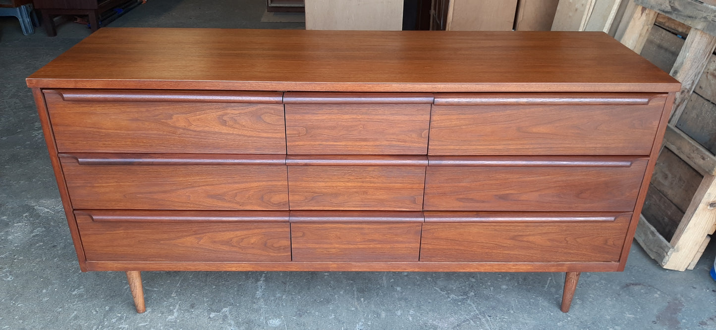 REFINISHED Compact MCM Walnut Bedroom Set: Dresser 9 Drawers, Tallboy, 2 Nightstands PERFECT - Mid Century Modern Toronto