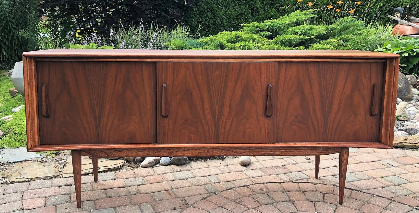 REFINISHED Walnut MCM Credenza by Deilcraft 68" PERFECT - Mid Century Modern Toronto