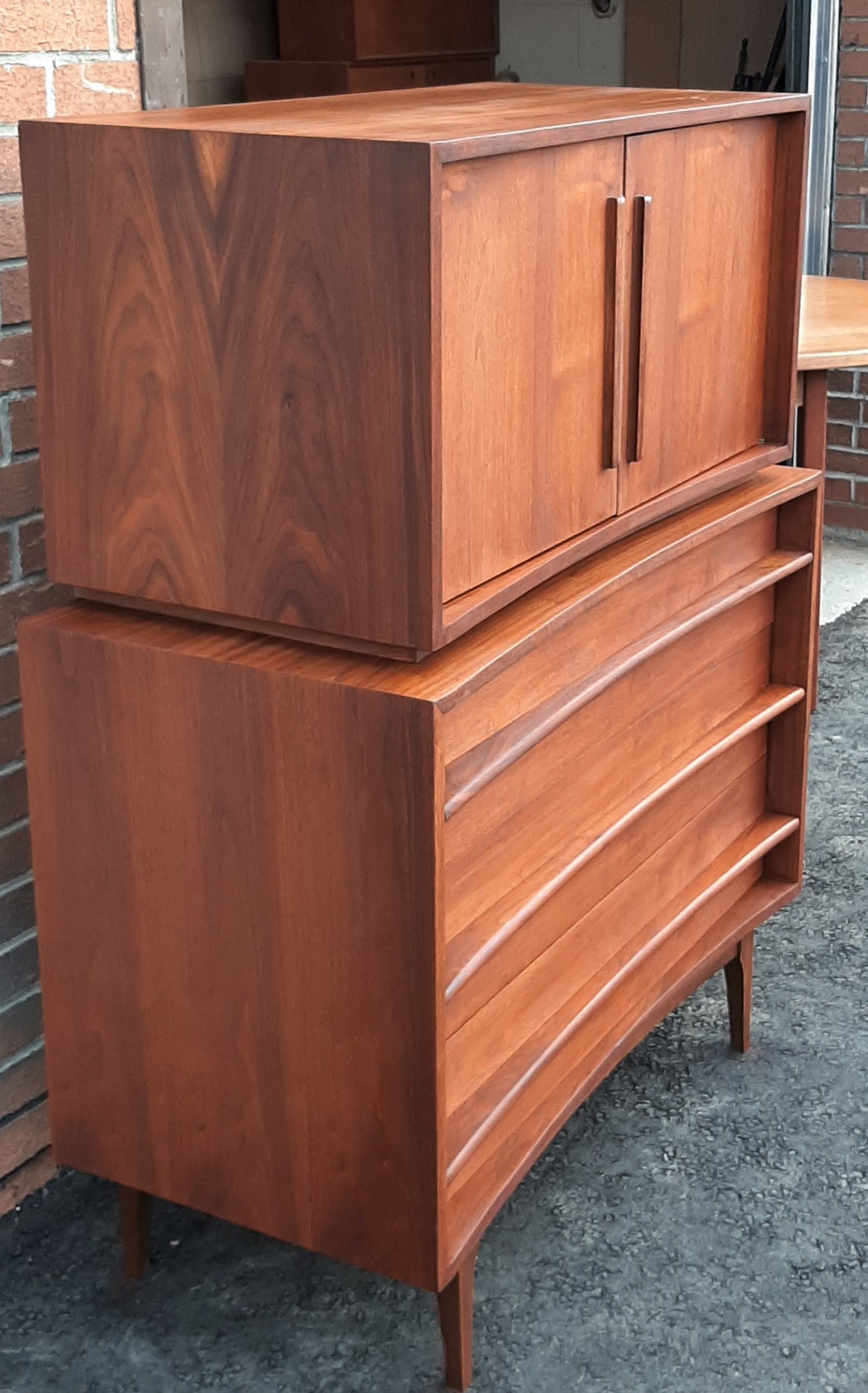 REFINISHED MCM Walnut Set of a Long Dresser 9 Drawers and a Gentleman's Chest, PERFECT - Mid Century Modern Toronto