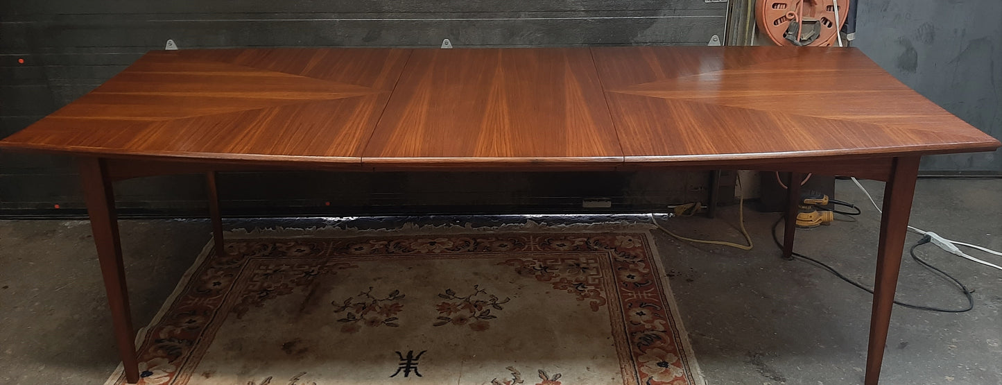 REFINISHED Unique MCM Walnut Inlay Table with 1 leaf, perfect, 68"-92" - Mid Century Modern Toronto