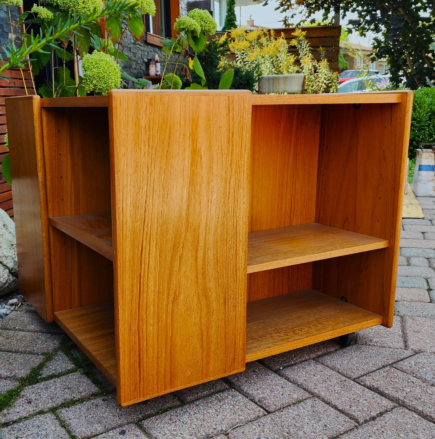 Mid Century Modern Teak Side/ End Table w Storage Large