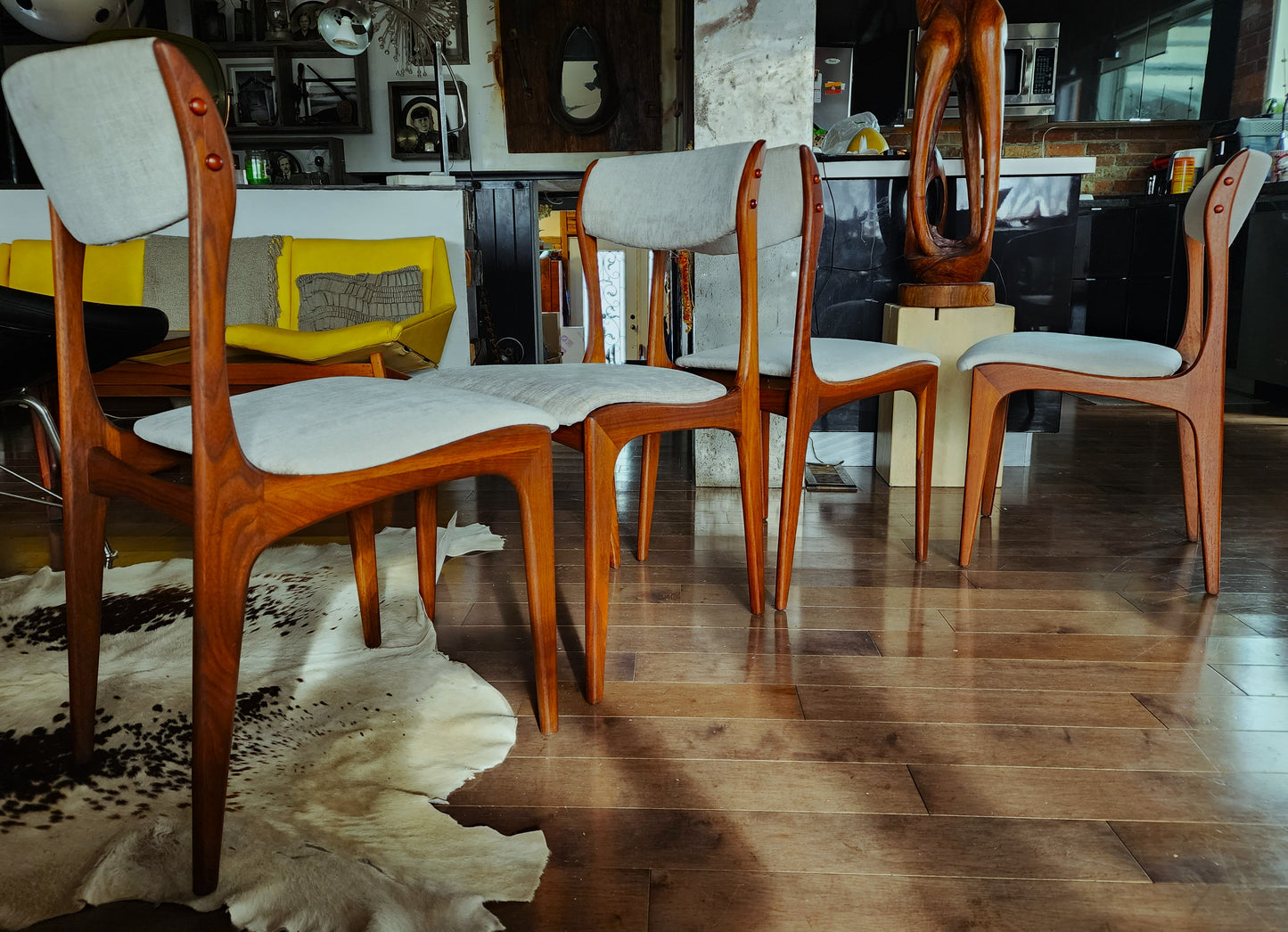 4 REFINISHED REUPHOLSTERED Mid Century Modern Walnut Chairs