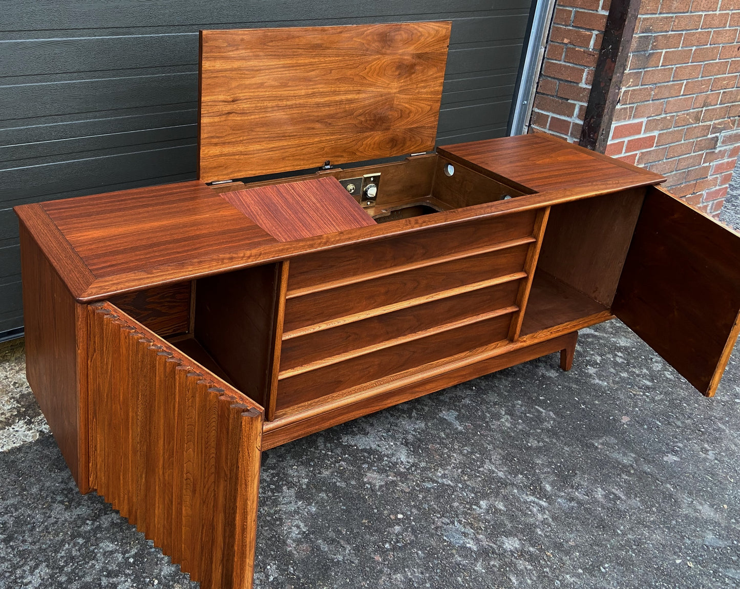 REFINISHED Mid Century Modern Walnut Media Record Player Console 74.5"