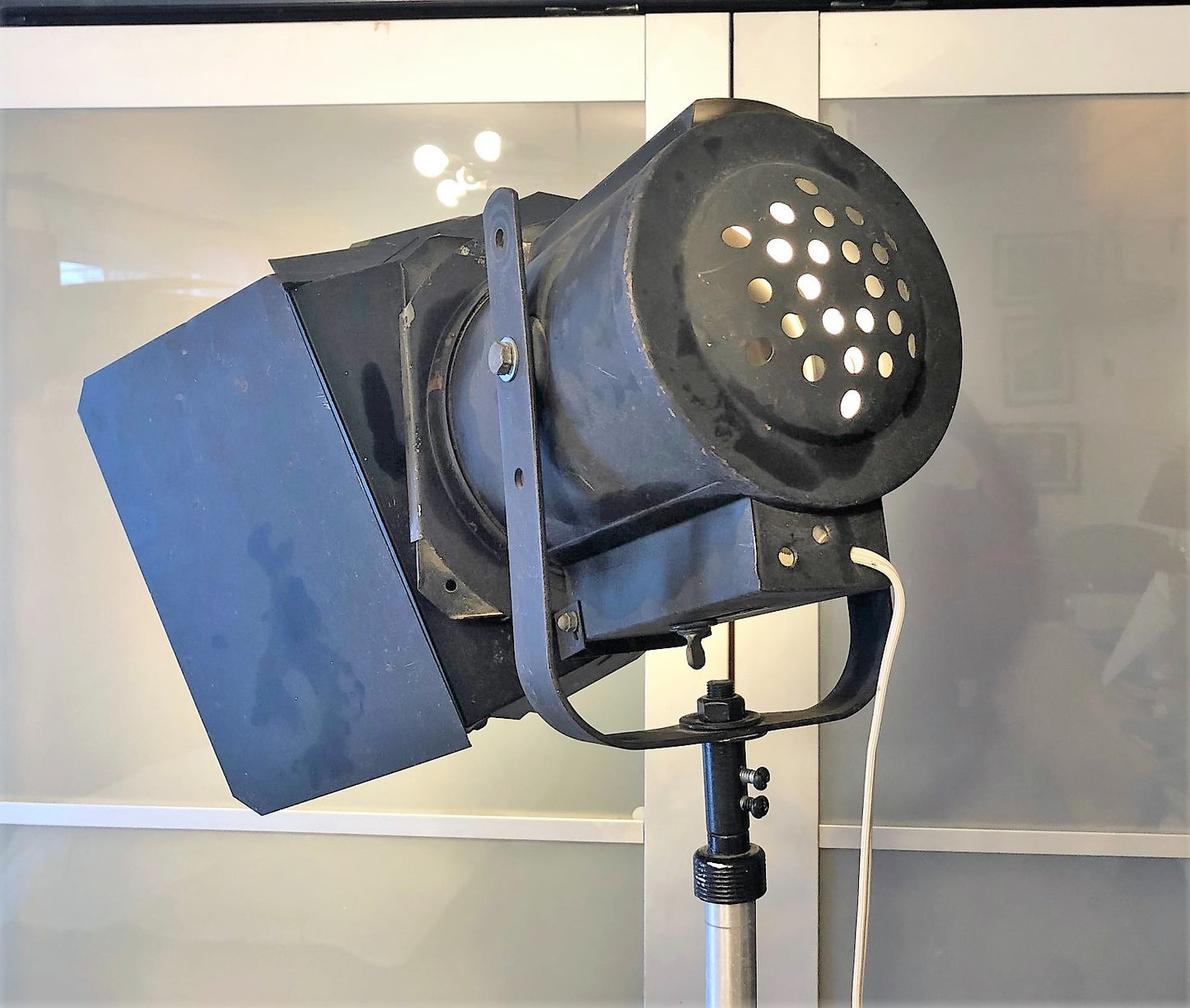 Vintage Industrial Movie Theater Photography Spot Light - iron floor lamp on wheels - Mid Century Modern Toronto