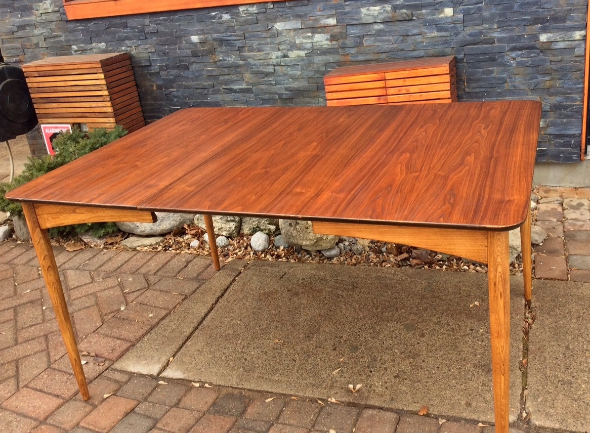 Mid Century Modern Walnut Dining Table Extendable w 2 leaves REFINISHED - Mid Century Modern Toronto