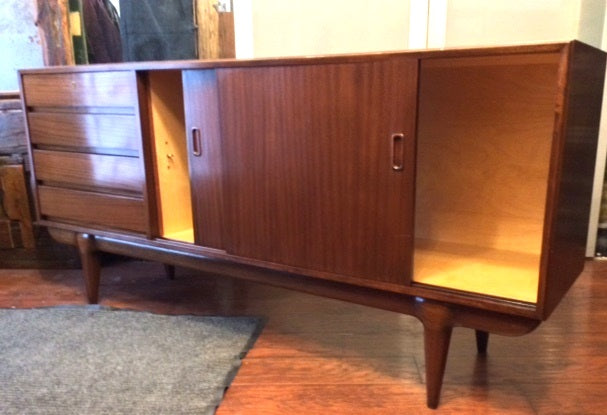 Exquisite MCM Mahogany Sideboard Credenza TV Media Console Mint 71" - Mid Century Modern Toronto