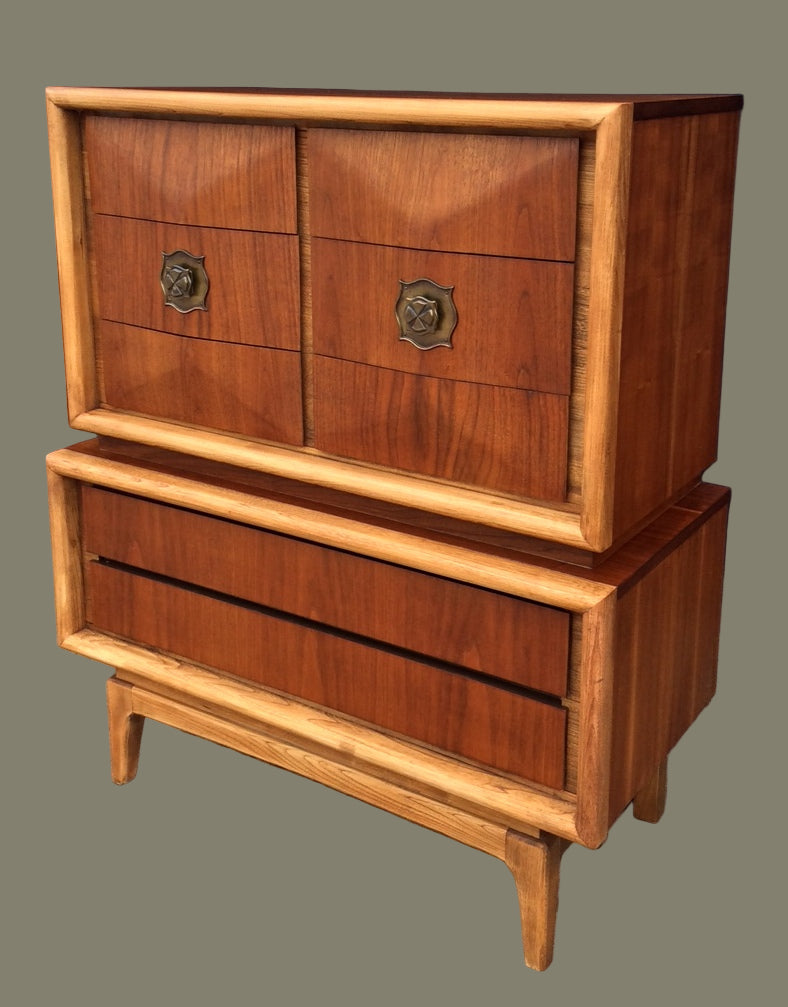 REFINISHED Sculptural Mid Century Modern Walnut Bedroom Set Vladimir Kagan style: 9 Drawer Dresser,Tallboy and 2 Nightstands - Mid Century Modern Toronto