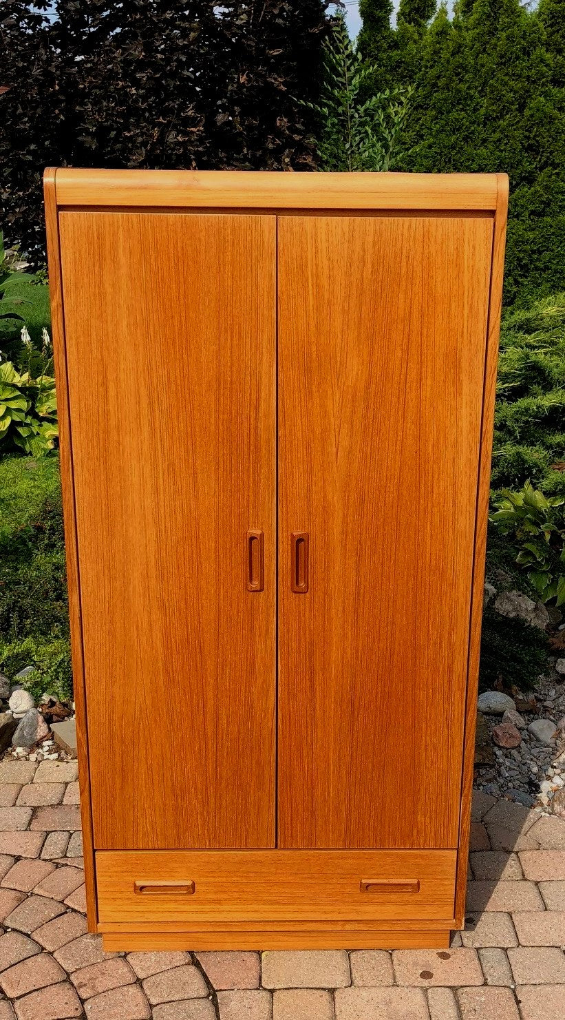 Teak MCM Wardrobe compact like new W 30" x H 60.5" - Mid Century Modern Toronto