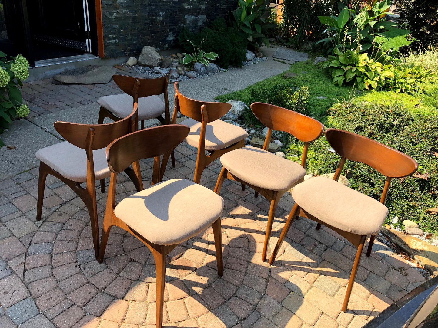 Set of 8 MCM Walnut Ash Chairs by Deilcraft - Mid Century Modern Toronto