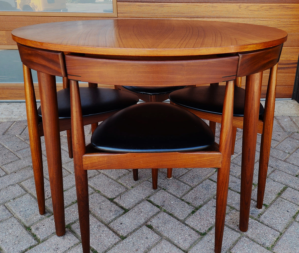 REFINISHED Danish MCM ROUNDETTE Teak Dining Table & 4 Chairs by Hans Olsen