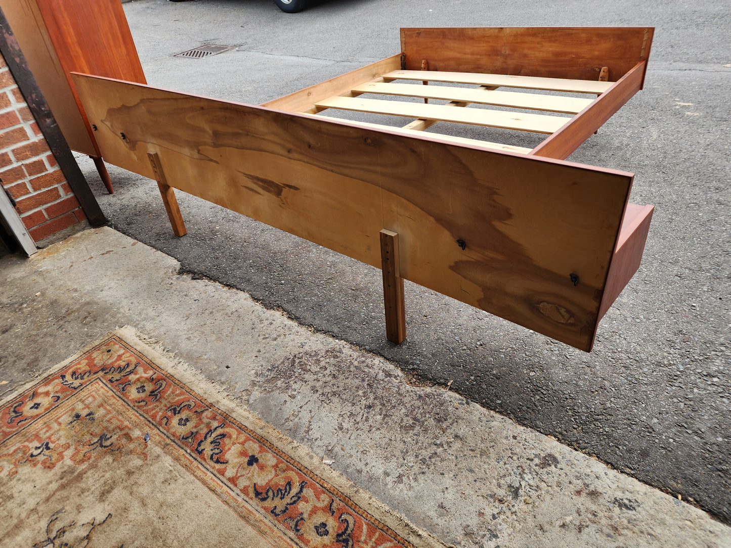 REFINISHED Mid Century Modern Teak Bedroom set (Queen Bed w Nightstands & 2 Dressers)