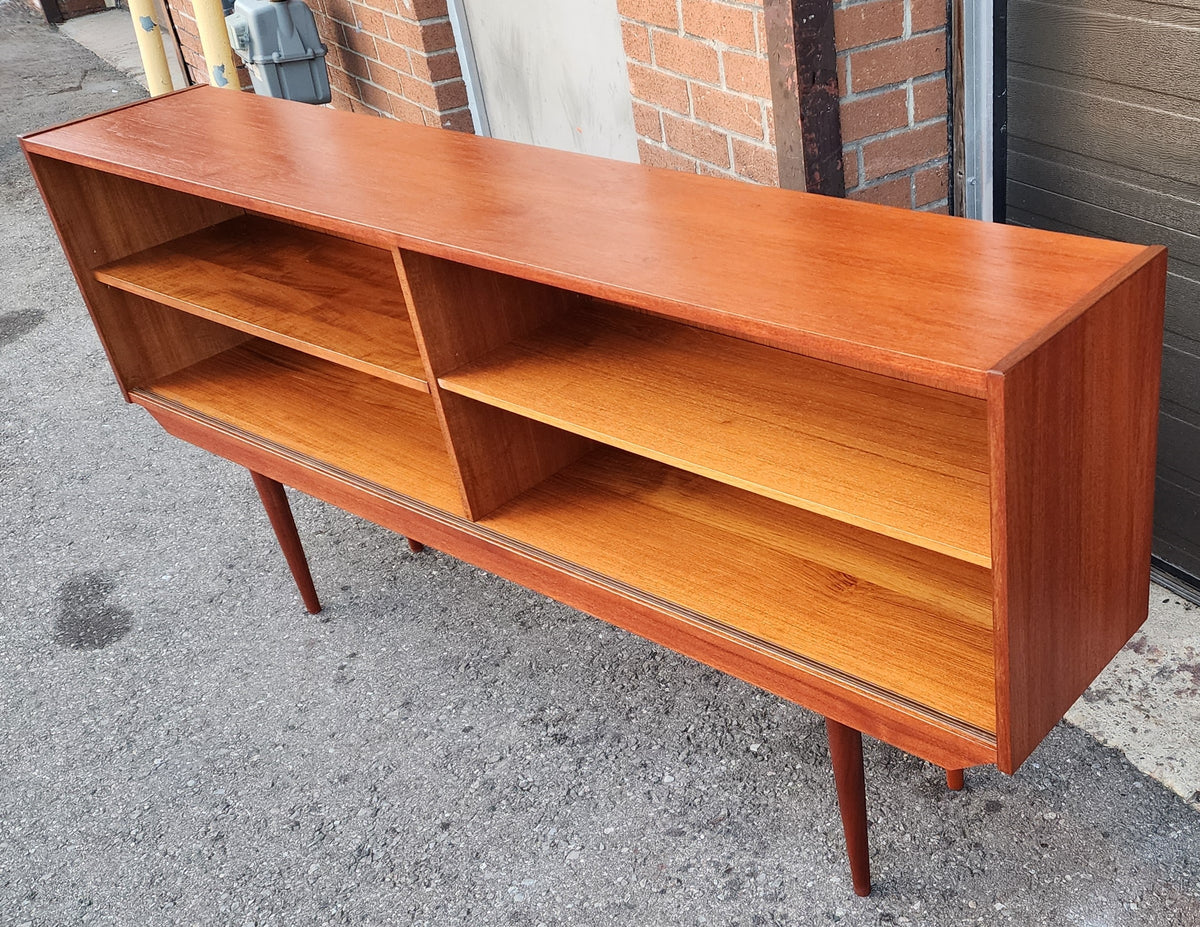 REFINISHED Danish Mid Century Modern Teak Display w Finished Back 72