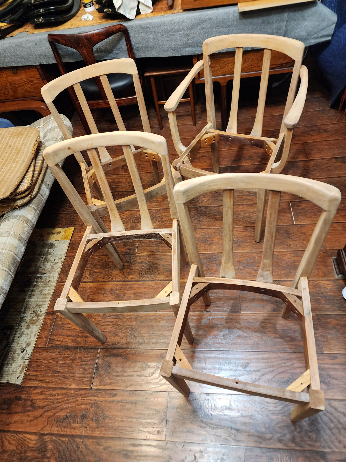4 REFINISHED REUPHOLSTERED MCM Walnut Chairs by Honderich