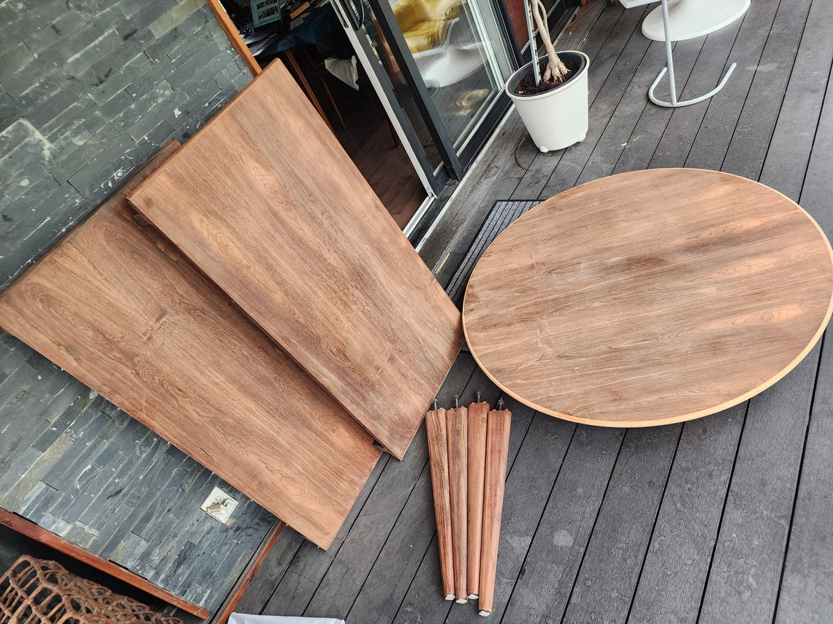 REFINISHED Danish MCM Rosewood Table Round w 2 Leaves by J.Andersen, 47
