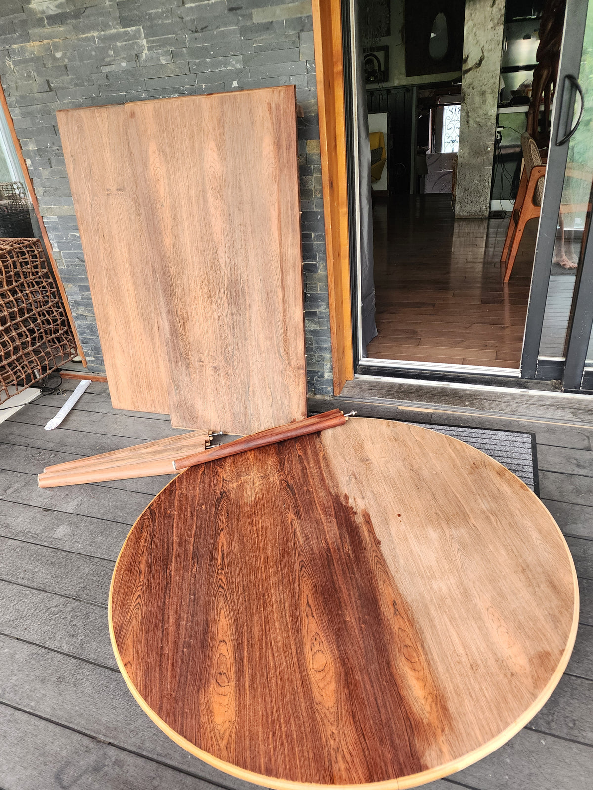REFINISHED Danish MCM Rosewood Table Round w 2 Leaves by J.Andersen, 47