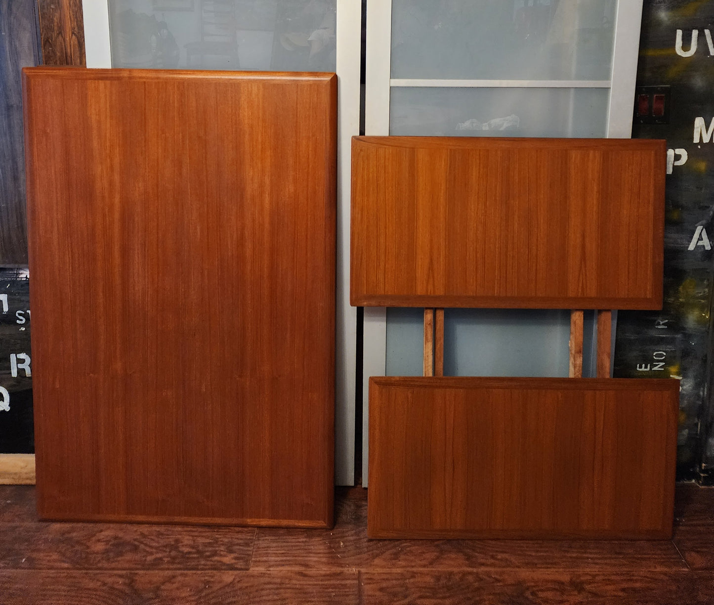REFINISHED Danish Mid Century Modern Teak Draw Leaf Table 53.5" - 91.5"