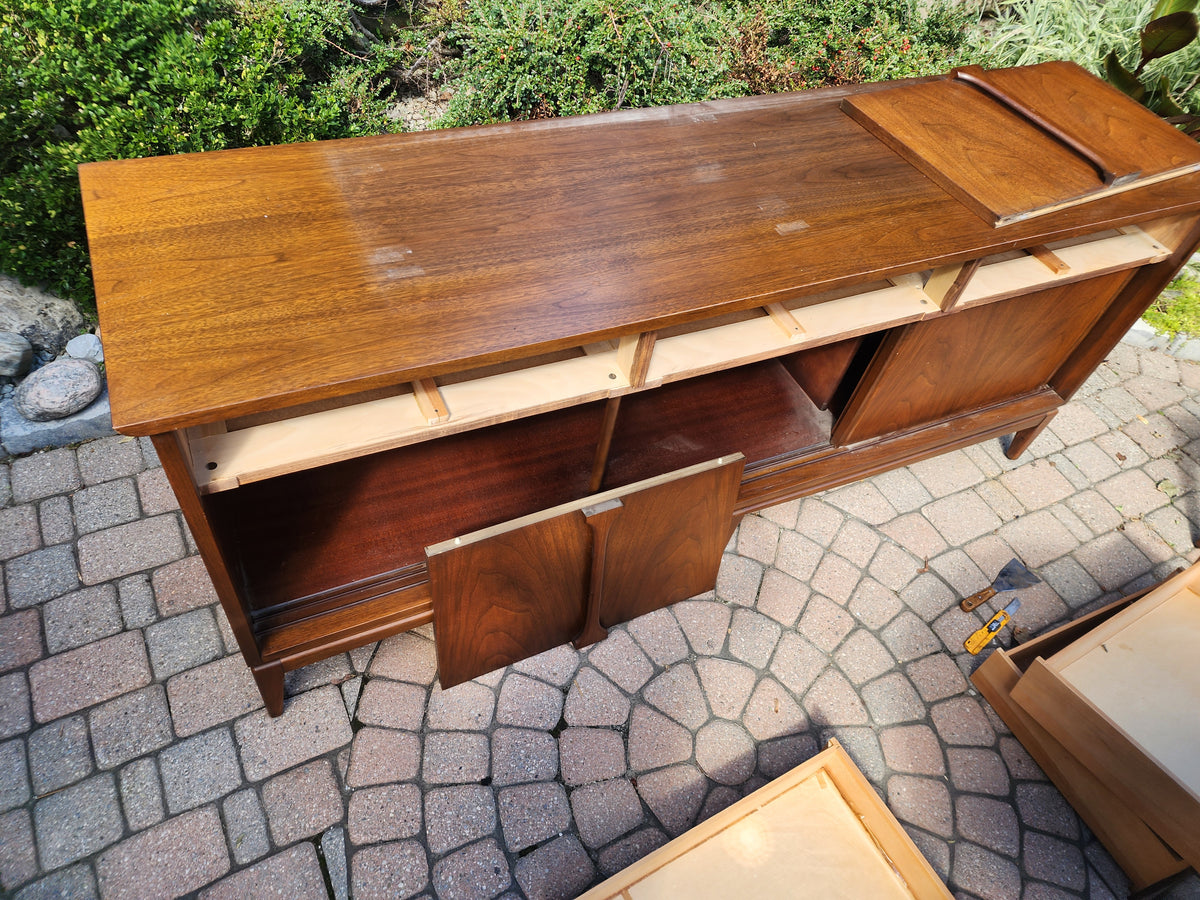 REFINISHED Mid Century Modern Walnut Sideboard 74