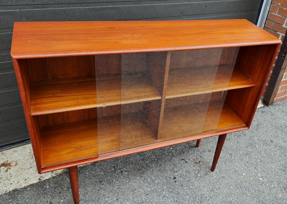 REFINISHED Mid Century Modern Teak Display Bookcase 4 ft