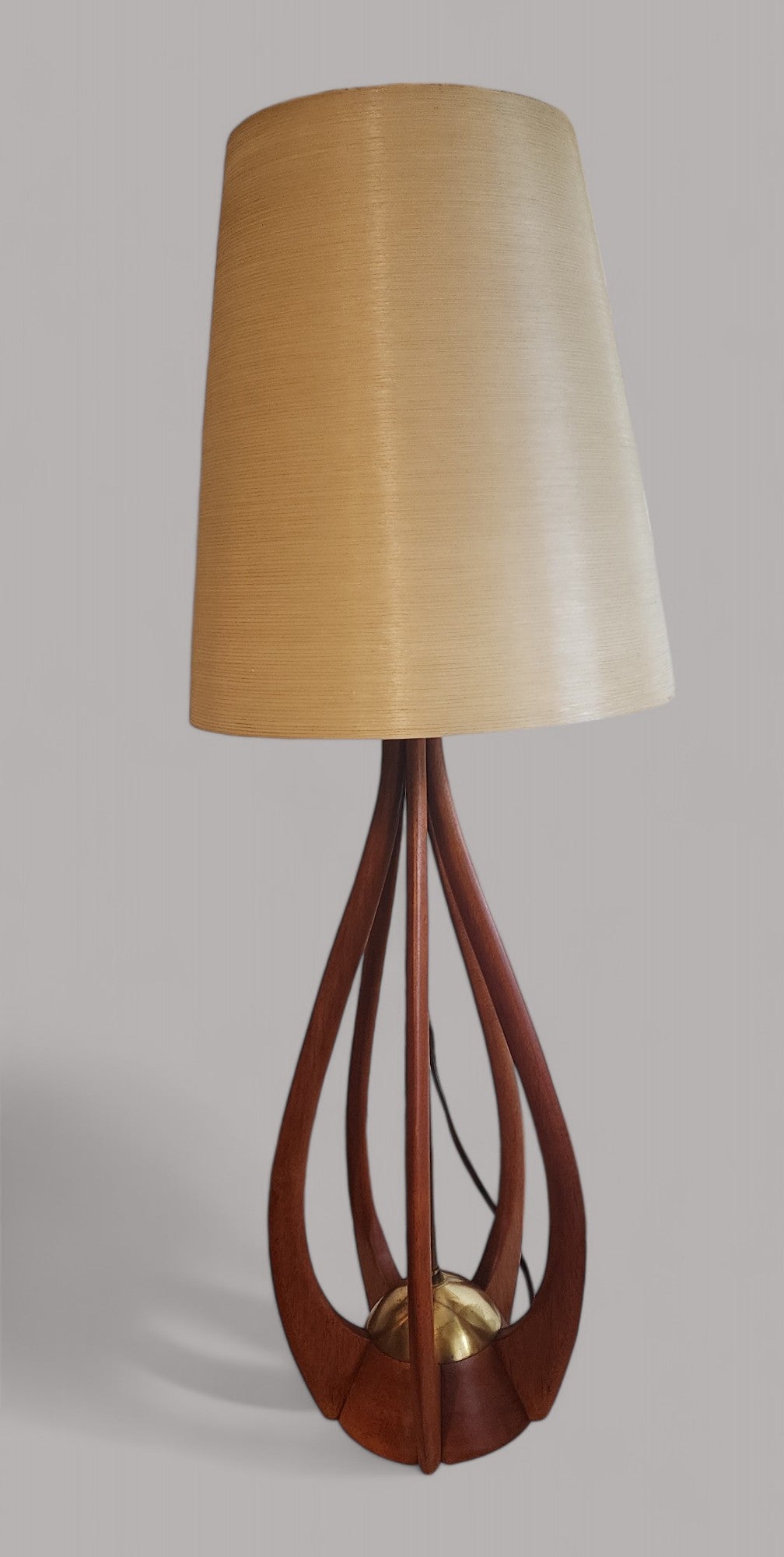 Mid Century Modern Sculptural Table Lamp in the manner of Modeline H 38"