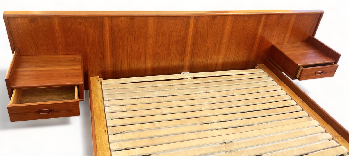 REFINISHED Mid Century Modern Teak Platform Bed Queen w Floating Nightstands