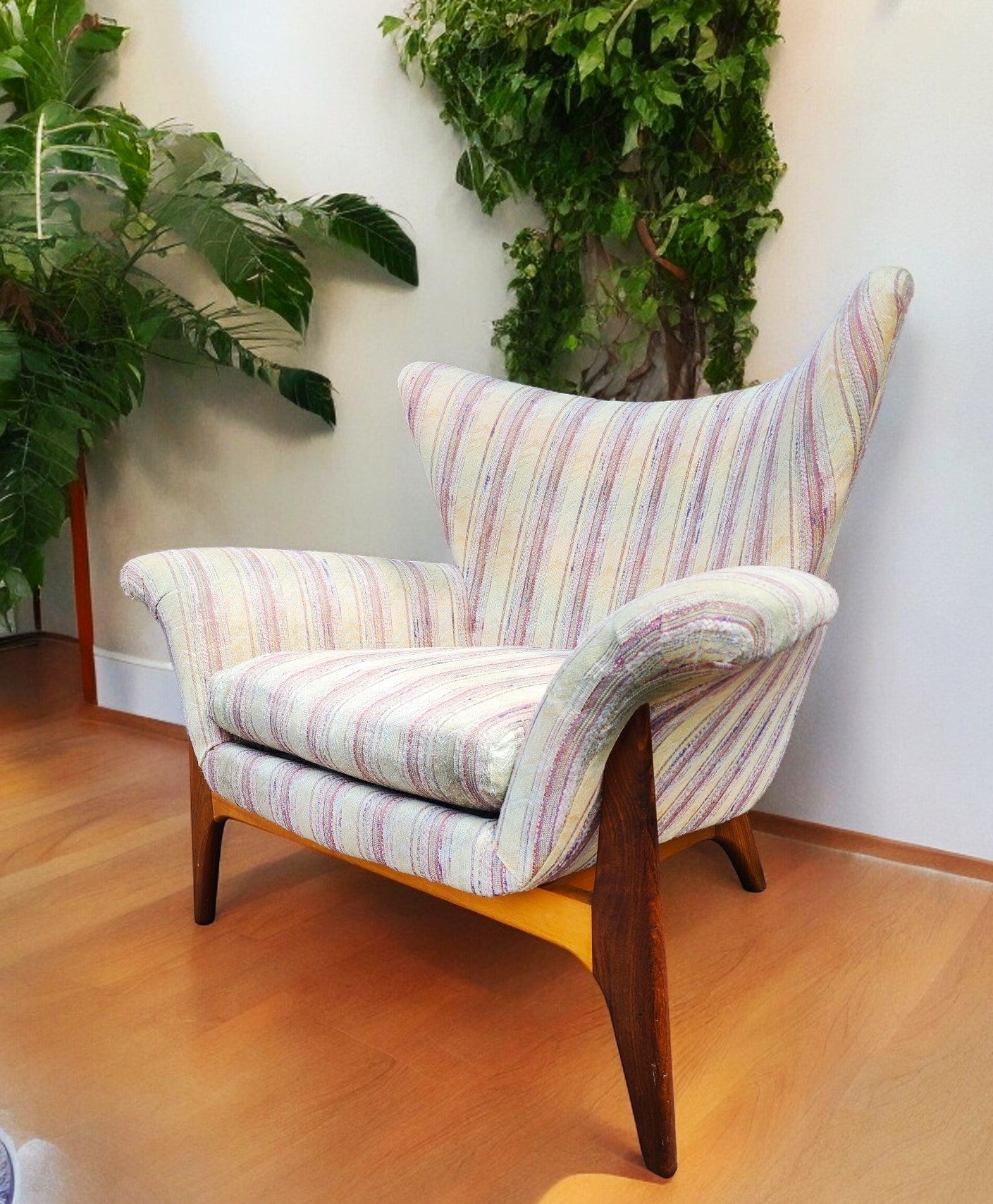 REFINISHED Mid Century Modern Small Wing Back Chair in Adrian Pearsall style