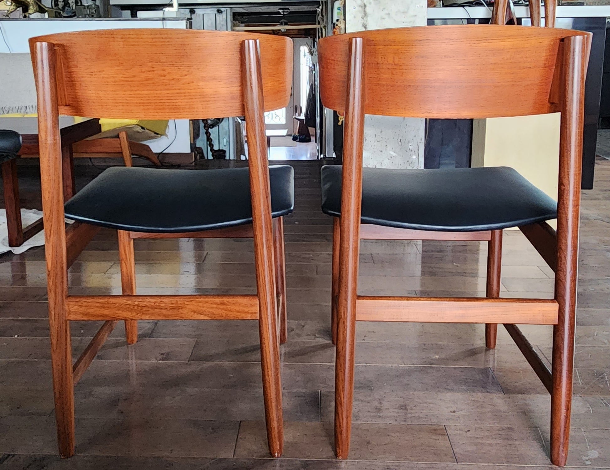 2 Mid Century Modern Teak Chairs Mint, $50 each - Mid Century Modern Toronto