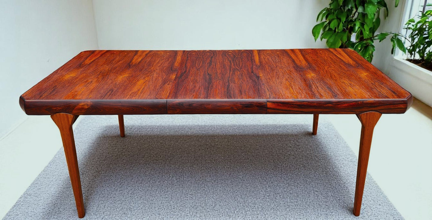 REFINISHED Danish Mid Century Modern Rio Rosewood Table 2 Leaves Selfstoring 59"-98.5"