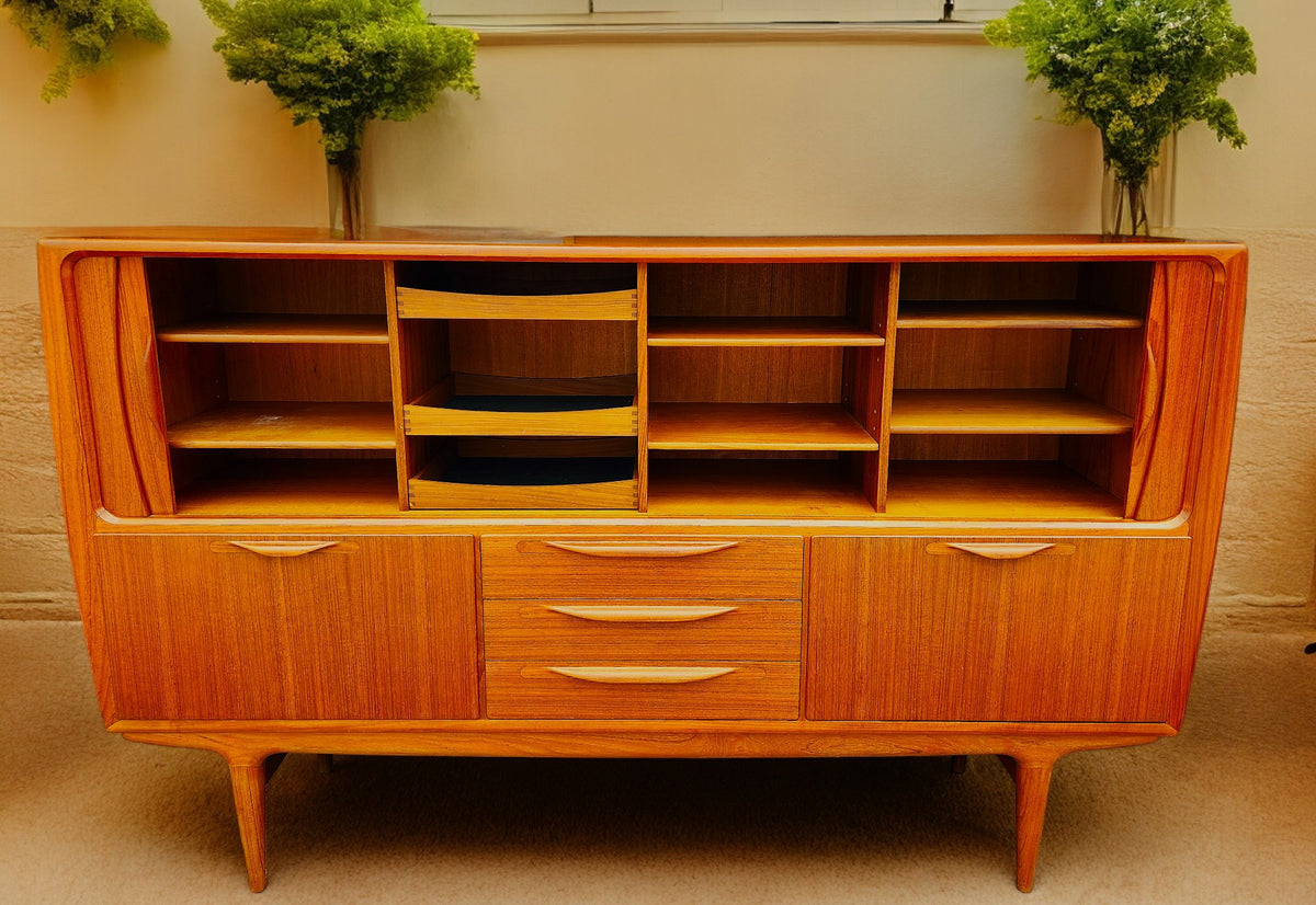 Danish Mid Century Modern Teak Tambour Highboard by Johannes Andersen, model U-18, 78.5