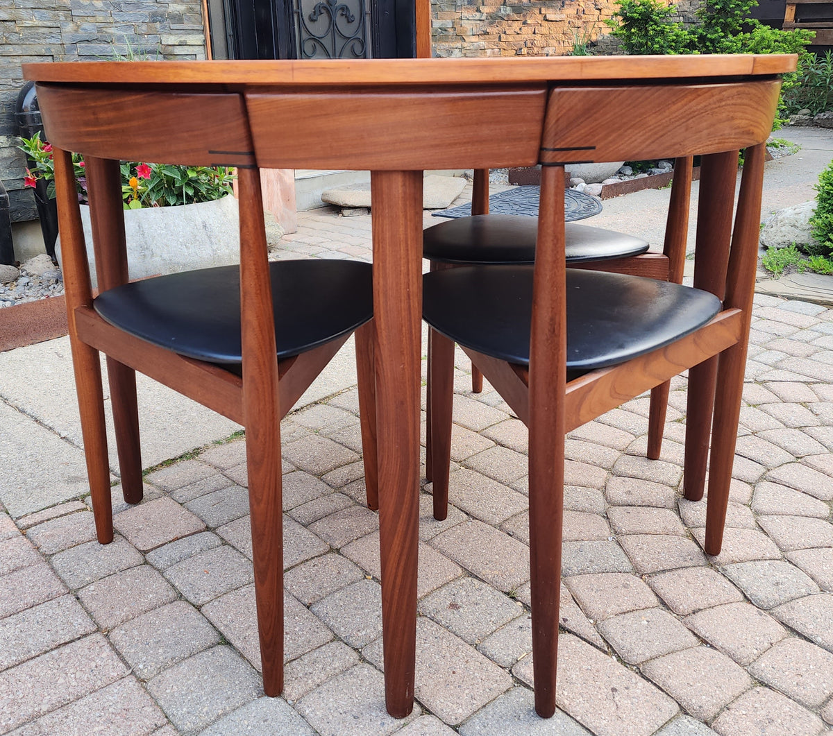 REFINISHED Danish MCM ROUNDETTE Teak Extension Table & 4 Chairs by Hans Olsen