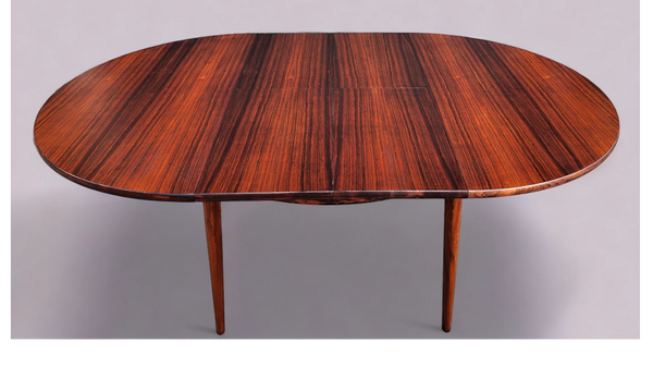 REFINISHED Danish MCM Rio Rosewood Table Round to Oval by Niels Moller 50"-78" Model 15, Selfstoring