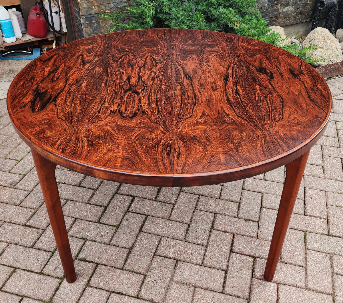 REFINISHED Danish Mid Century Modern Rio Rosewood Table Round to Oval  2 Leaves by H. Kjaernulf 47