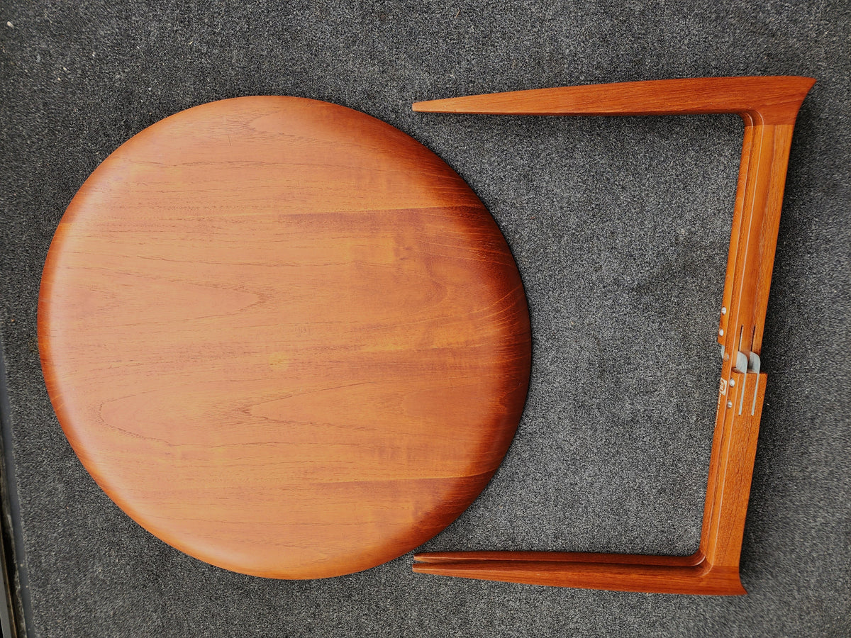 REFINISHED Danish Modern Teak Tray Table by Willumsen & Engholm for Fritz Hansen, Model 4508