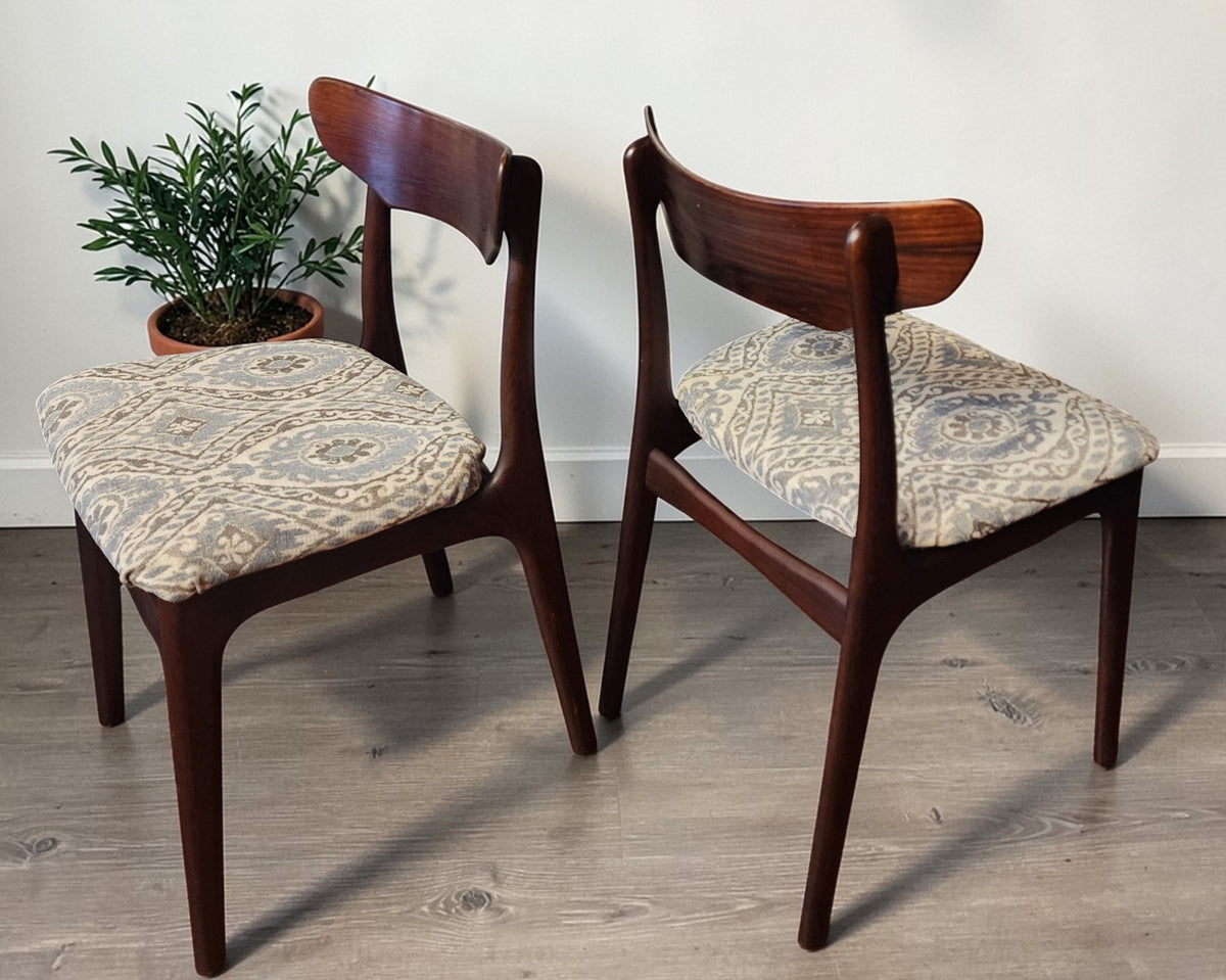 4 RESTORED Danish Mid Century Modern Rosewood Chairs by Schiønning & Elgaard
