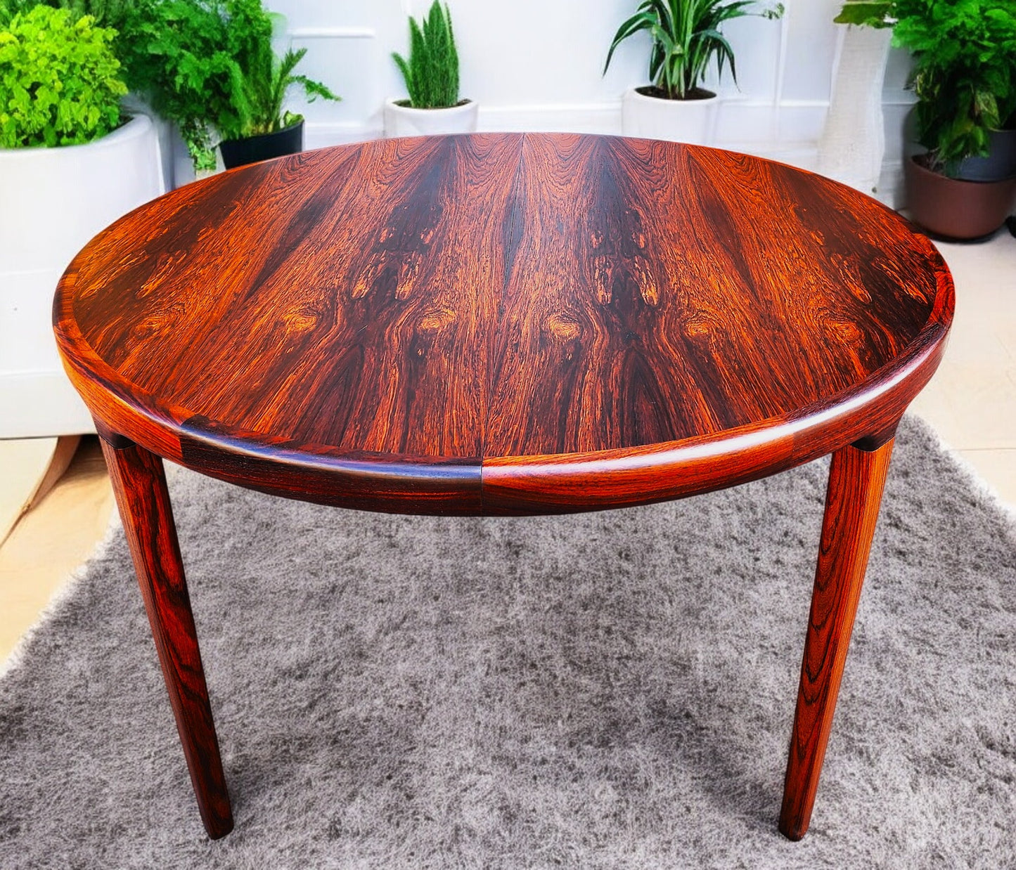 REFINISHED Danish Mid Century Modern Rio Rosewood Table Round w 2 Leaves 47"- 86.5"